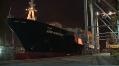 Товарят 54 контейнера с отпадъци за реекспорт в Италия