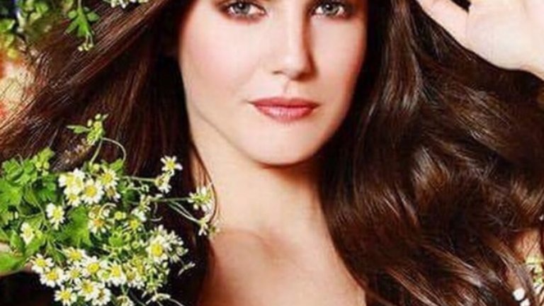 Николета е на 19 години и е първокурсничка в СУ "Св.Климент Охридски".