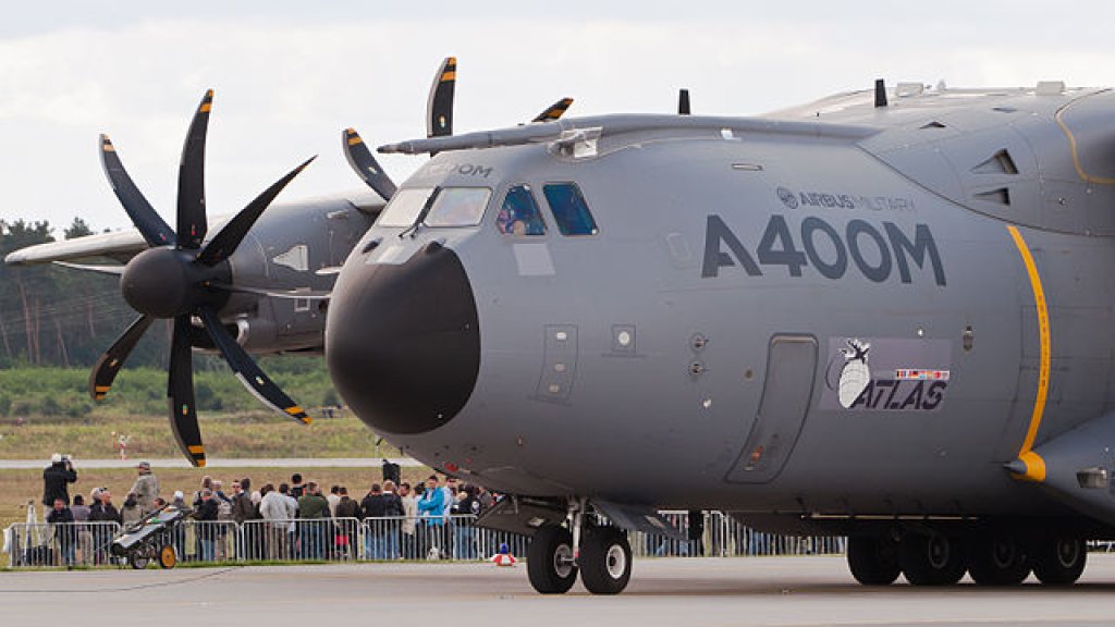 640px-Airbus_A400M_EC-404_ILA_2012_17