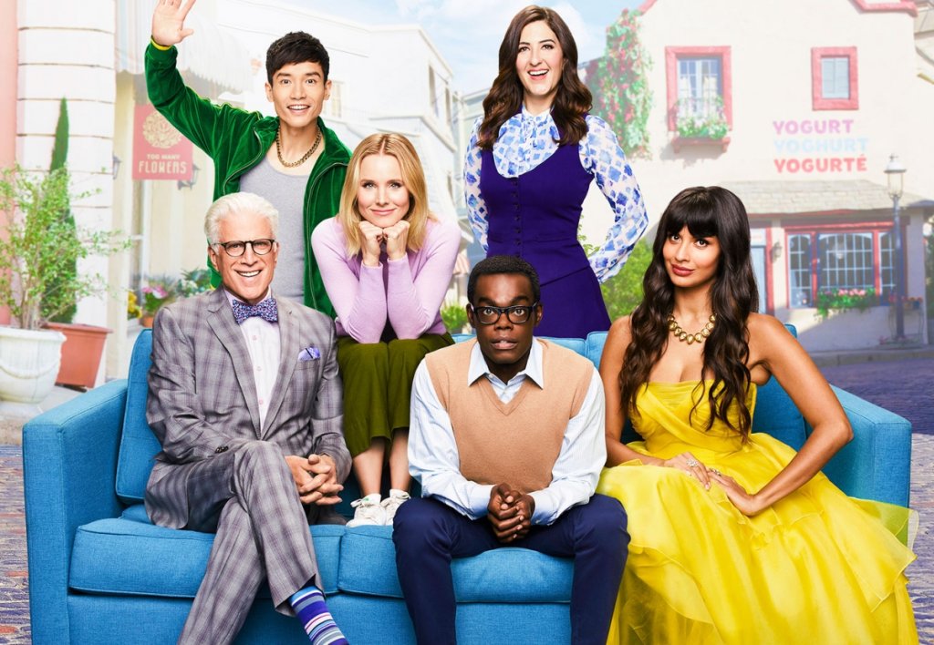 “На по-добро място” (The Good Place)
“На по-добро място” е лека комедия, която в същото време задава сериозни въпроси -  как човек може да поправи старите си грешки и може ли да заличи злото от изживения си живот, за да си заслужи място в Рая. 
В главната роля на историята е Елинор Шелстроп (Кристен Бел), която след смъртта си попада в квартал на Рая. Посрещната е от приветливия Майкъл (Тед Дансън) - създателят на утопичното кътче, в което хората могат да летят и да хапват замразен йогурт по цял ден. Елинор бързо разбира, че е попаднала в този райски квартал по грешка, тъй като през живота си се е държала отвратително с хората и е навредила повече, отколкото е помогнала. Но се опитва да скрие истината и да поправи миналото си, преди някой да е открил пропуска и да я изпрати в Ада.
