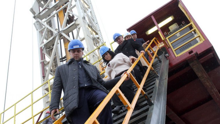 С прокарването на новия експлоатационен сондаж възможността за дневен добив ще се увеличи от 4,2 до над 5 млн. куб. м. на ден, коментира енергийният министър Теменужка Петкова