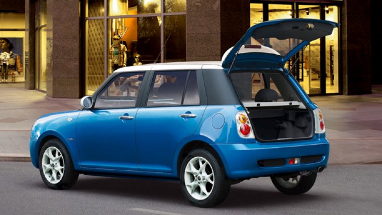 ...както и отзад