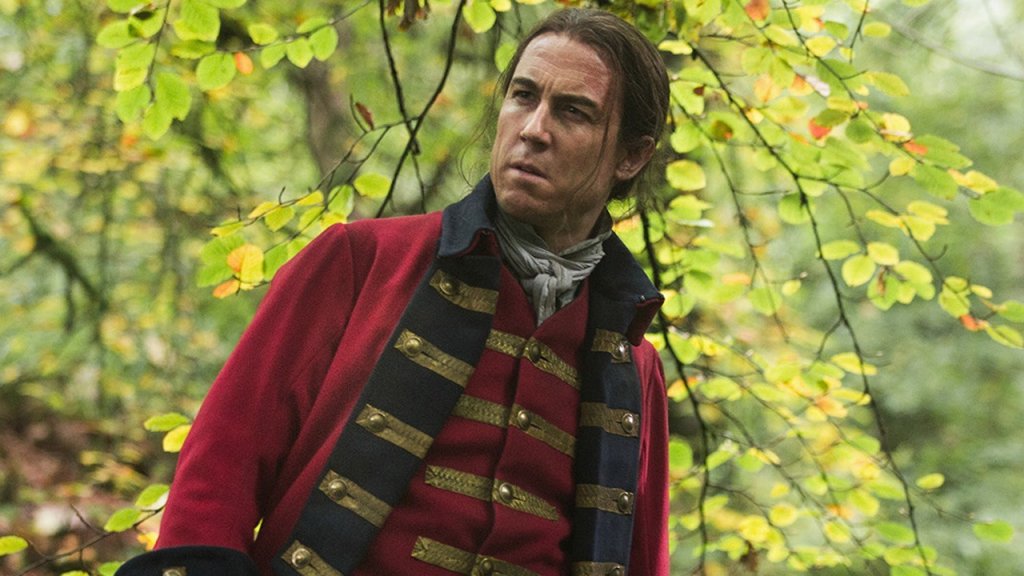 Джак Рандъл, „Outlander”
След като веднъж сте срещнали Джак Рандъл в сериала, няма да можете да гледате актьора Тобиъс Мензис, без да искате да му причините болка. На мястото на сърцето си, Рандъл има черна дупка и с всеки следващ епизод става все по