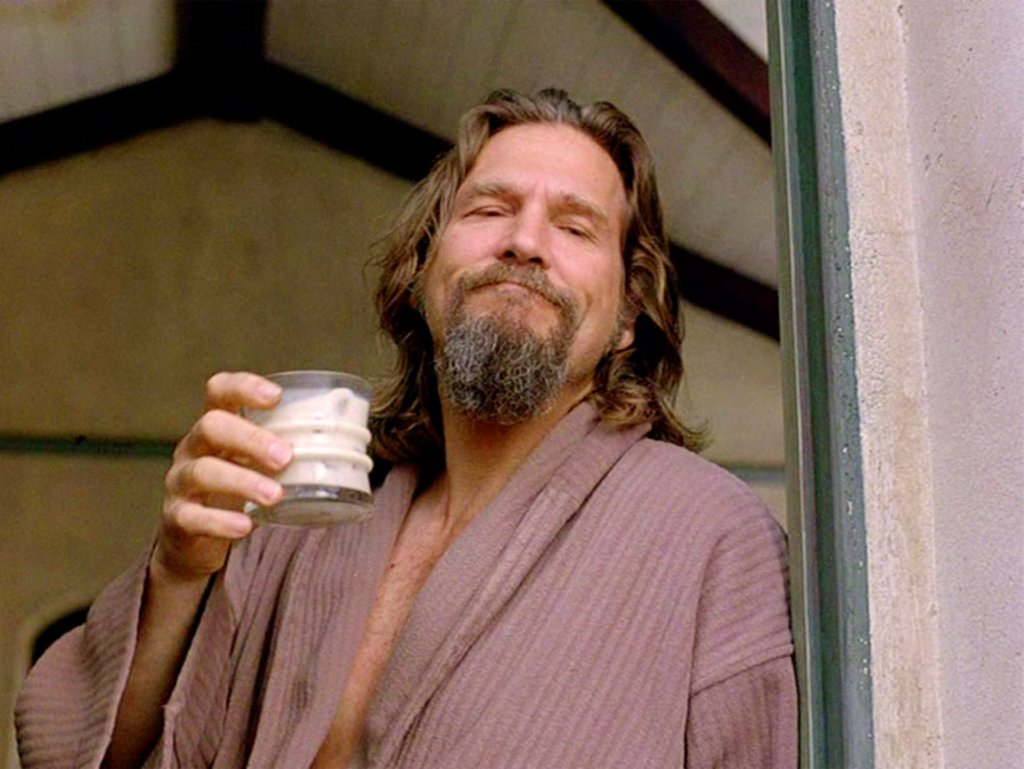 Джеф Бриджес в \"Големия Лебовски\" (The Big Lebowski, 1998) 
Пичът, един от най-големите, който озари големия екран преди близо 20 години умее най-добре няколко неща - боулинг, пушене, мечтаене и пиене. 