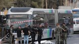 Двама стрелци са нападнали автобус на градския транспорт