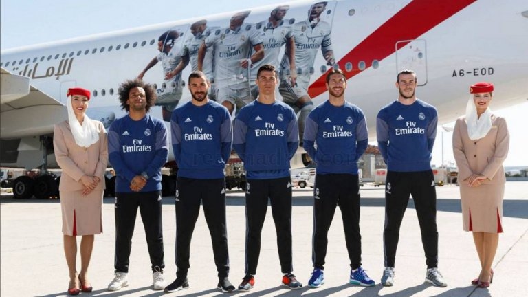 Emirates е партньор на Реал Мадрид от 2011 г., а през 2013 г. името на авиокомпанията се появи на екипа на мадридчани. Настоящият договор е до 2022-ра и осигурява на "кралете" 70 милиона евро на година. 
