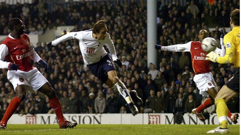 Бербатов имаше навика да огорчава Арсенал, докато играеше в английските Тотнъм, Манчестър Юнайтед и Фулъм.