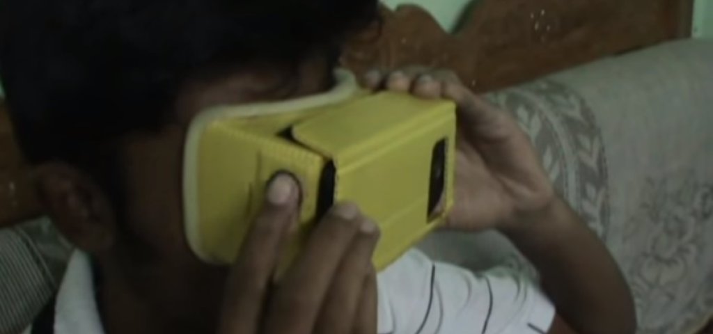 Cardboard Camera

Ако пък ви гризе любопитство по отношение на виртуалната реалност, Google Cardboard без съмнение е най-лесният начин да усетите какво е изживяването. Приложението Cardboard Camera прави изживяването по-интерактивно, като ви позволя