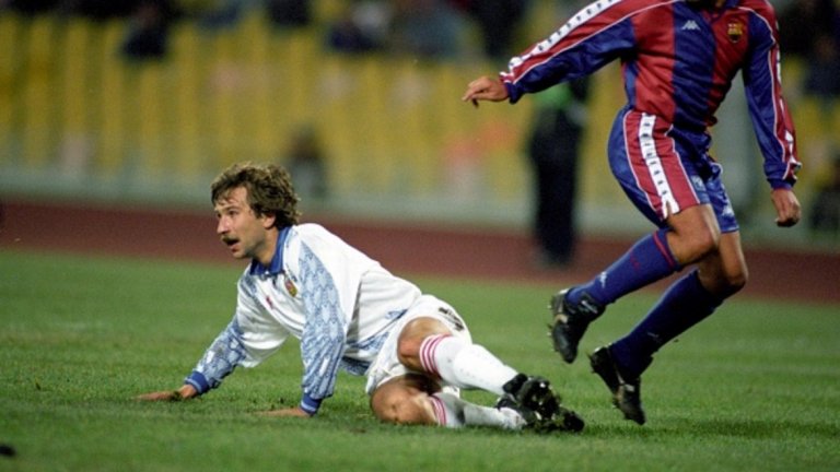 Еузебио Сакристан
Еузебио, Салинас и Хосе Рамон Алесанко бяха единствените трима, останали в Барса от триумфа в КНК през 1989-а. Любимец на Кройф, след края на кариерата си бившият полузащитник бе помощник на Франк Рийкард на „Камп Ноу“ и треньор на Барселона Б. В момента е начело на Реал Сосиедад.