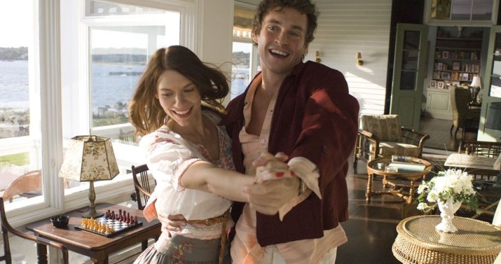 Хю Данси и Клеър Дейнс в Когато падне мрак