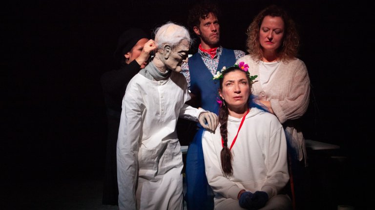 Колко клечки кибрит трябват, за да запали една искра?