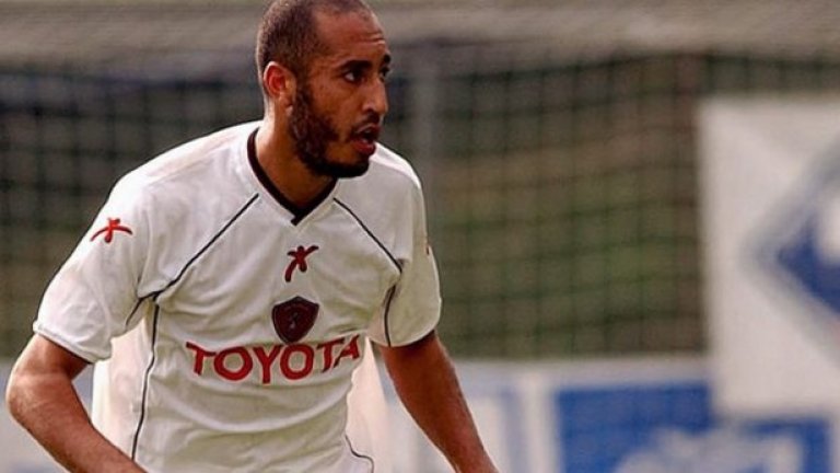 Саади е картотекиран в три италиански клуба, но записва общо два мача в местното първенство.