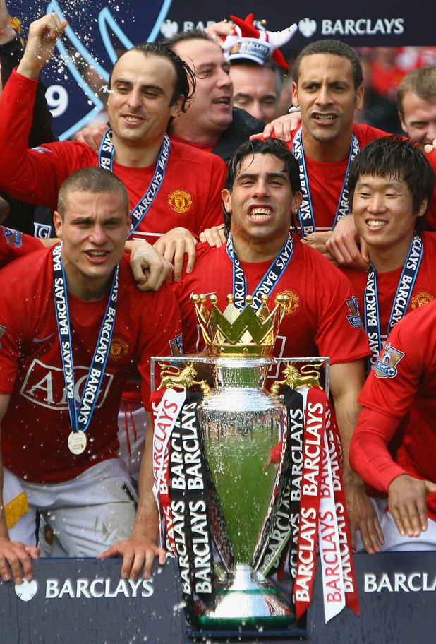 Дубъл за Юнайтед! „Червените дяволи” печелят и Висшата лига през 2009 г.