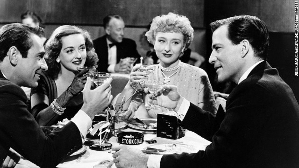 All About Eve - 14 номинации през 1951 г. 

В продължение на близо половин век този филм с Бет Дейвис, Ан Бакстър и Джордж Сандърс държеше рекорда за най-голям брой номинации. Две от актрисите му получават самостоятелни номинации за главна женска роля, а още две - за поддържаща. За съжаление нито една от четирите дами не успява да спечели "Оскар", за разлика от Сандърс, който е награден за най-добра поддържаща мъжка роля. 