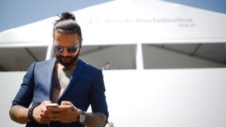 мъж, телефон