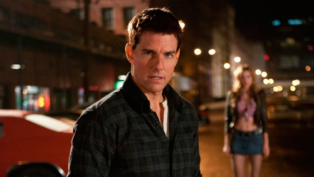 Jack Reacher / "Джак Ричър" 
Това е и основната философия на екшън жанра - зрителят да бъде забавляван. Конкретният жанр е богато представен в Netflix с купища заглавия за всеки вкус, който любителите на по-действено ориентираните филми могат да имат. "Джак Ричър" е може би най-типичното попадение тук - шпионска история, странно и мистериозно убийство в малко градче, опасен враг, за който не се знае нищо, и Том Круз, готов да раздава правосъдие. А след като изгледате него, можете спокойно да преминете през няколко части на "Мисията невъзможна", "Олимп падна" или някой друг от множеството възможни избори.