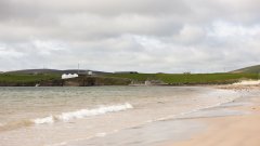 На Оркни е попадала и кукла от Япония, но без глава