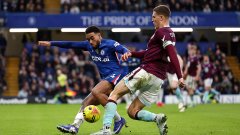 Челси се издъни срещу изпадащ, Груев и Лийдс взеха точка от Вила