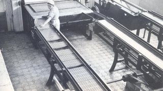 BASA-1340K-1-14-5-Velizar_Peev's_Chocolate_factories