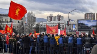 Не само националистите в опозиция, но и управляващите в Скопие демонстрират агресивно поведение спрямо България