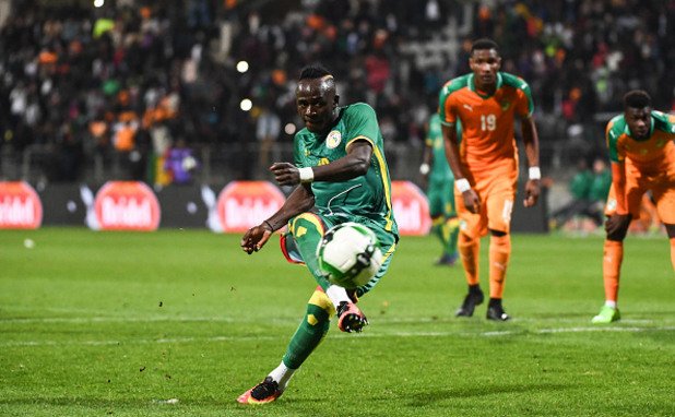 Двубоят бе прекратен при резултат 1:1 след голове на Садио Мане от дузпа и Сириак за Кот д`Ивоар.