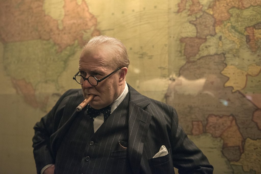 Гари Олдман в \"The darkest hour\"
