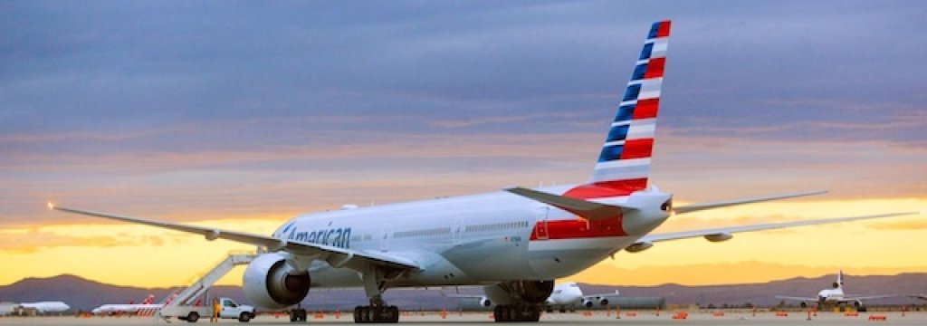 boeing_777-300er_american_airlines