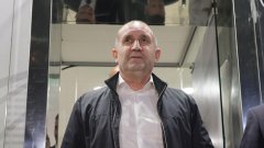 Лидерът на "Прогресивна България" говори пред медиите