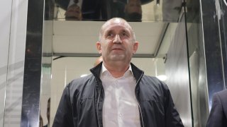 Лидерът на "Прогресивна България" говори пред медиите