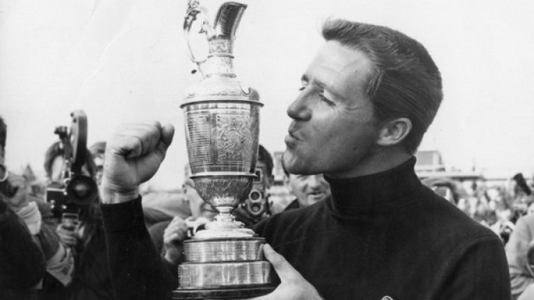 7. Гари Плейър: Един от великото трио в голфа с Палмър и Никлаус, той също се занимава с дизайни на игрища (включително в България). Има и рекламни договори с Callaway, Rolex и SAP, които помагат за общата чиста печалба от 19 милиона долара за 2013-а.