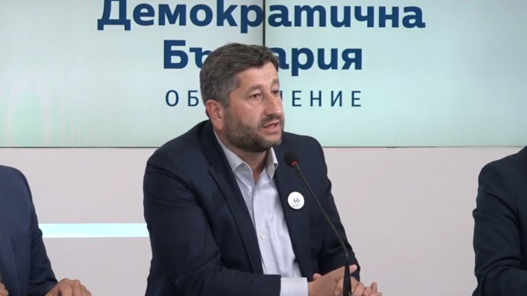 "Демократична България" отказа да подкрепи Фандъкова или Манолова