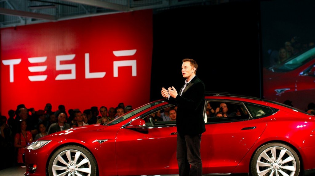 Илон Мъск планира Tesla да произвежда 500 000 бройки от Model 3 на година