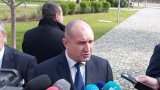 В интерес на България и Европа са преговорите, е не захранване на конфликта с оръжия