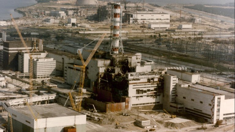 Как бившият социалистически блок лъжеше за аварията в украинската атомна електроцентрала