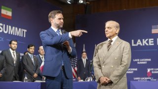 САЩ и Иран очертаха пътна карта към мирно споразумение