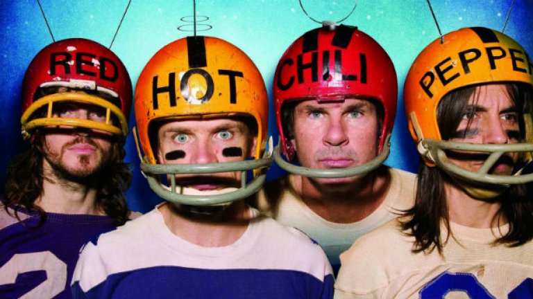  Tony Flow and the Miraculously Majestic Masters of Mayhem  

  Финално име: Red Hot Chilli Peppers 


 „Такава музика искахме да правим – магическа и хаотична“, обясни навремето Антъни Кийдис. Първородно Red Hot Chilli Peppers се кръщават с тотално объркващата комбинация от две прилагателни, лично име, нарицателно и заемка от норвежката блек метъл група Мейхем. Калифорнийската банда има три участия под това име, докато се състои от Кийдис, басиста Флий и китариста Хилър Словак.