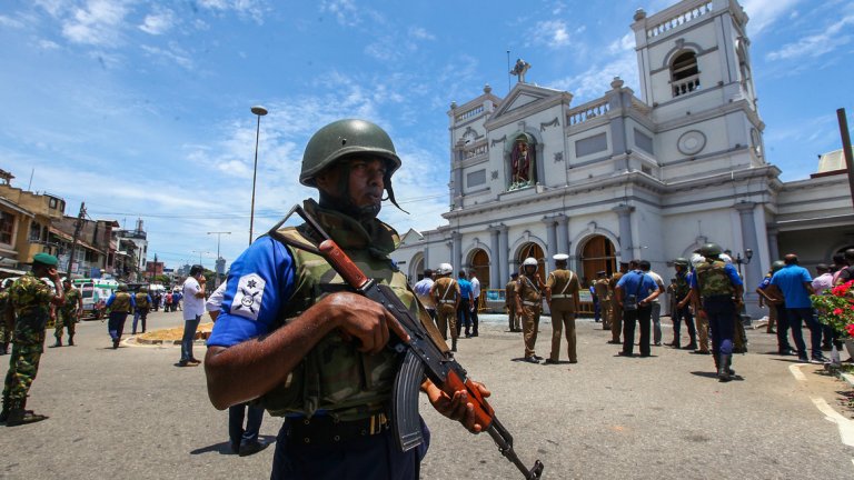 15 души са убити при акция на полицията в Шри Ланка