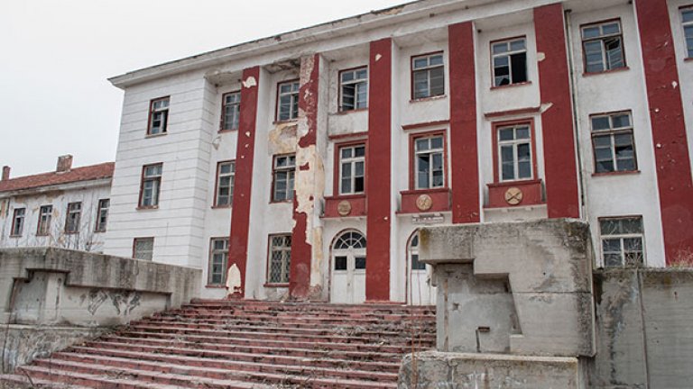 Сградата на щаба би станала за декор на филм, посветен на Втората световна война.