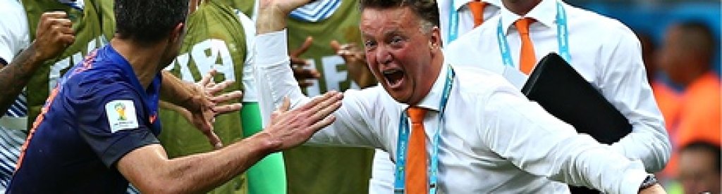 Louis van Gaal, right, and his Holland side have shown they can switch to suit their circumstances