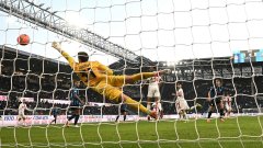 Аталанта не се затрудни срещу десет от Дженоа и продължава за Купата