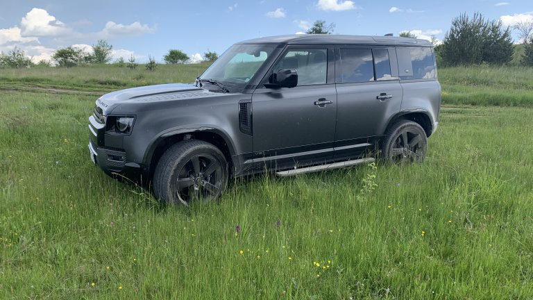 Land Rover Defender V8 Carpathian Edition - другото име на съвършенството