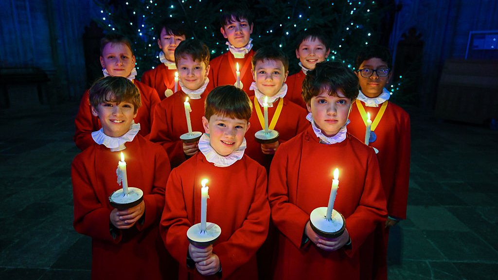 Страшните приказки за духове по Коледа