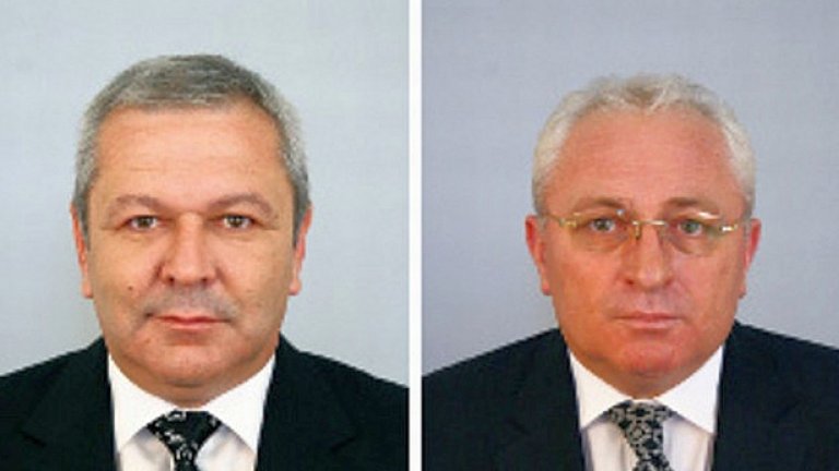 Гюнай Сефер и Митхат Табаков са обвинени и за документни измами, извършени по повод на две обществени поръчки