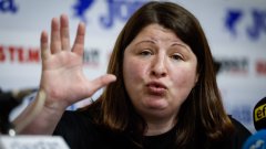 Надвикване и нападки на пресконференцията на борбата