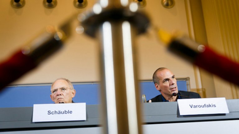 С немския финансов министър Волфганг Шойбле не прикриват разминаването в позициите си за разрешаването на тежката финансова криза в Гърция