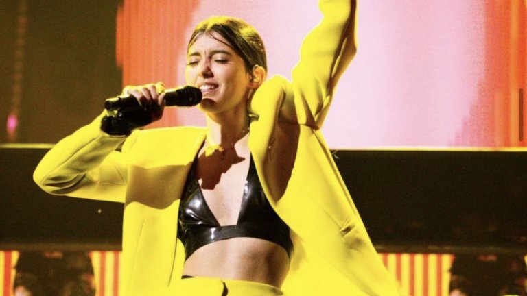 Освен всичко друго Nika Paris е и най-младият участник, достигнал до този етап на предаването