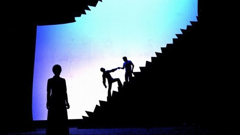 САБ опроверга жълтении, че Мутафова е тежко болна