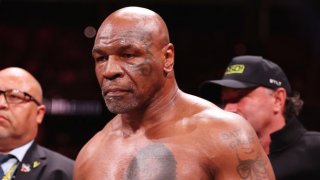 Майк Тайсън срещу Флойд Мейуедър: Сблъсъкът е все по-възможен