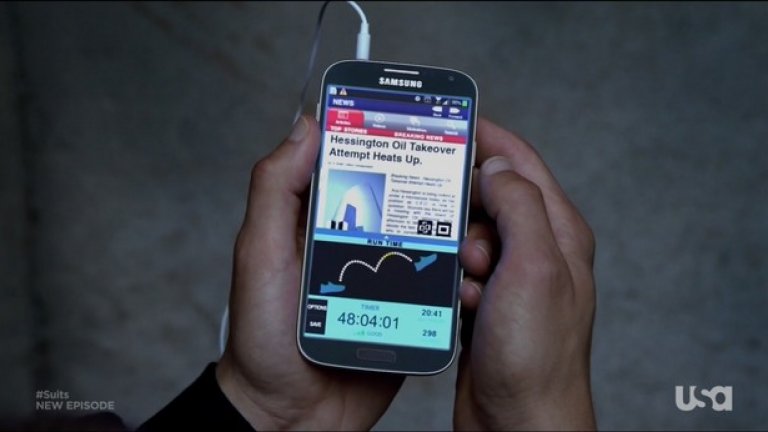 Samsung Galaxy S4 се появи в ръцете на Харви Спектър в Suits