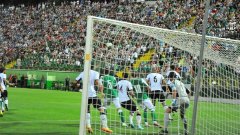 Жереми Манзоро отбеляза два гола за победата на Славия
